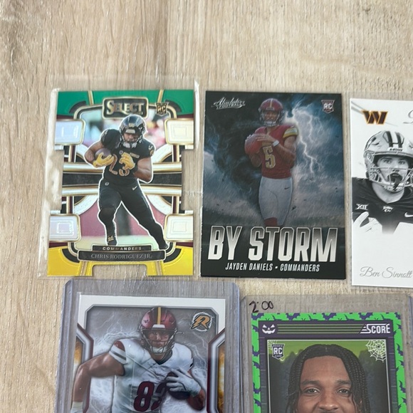 Washington Commanders NFL Football Trading Card Collection - Picture 2 of 9